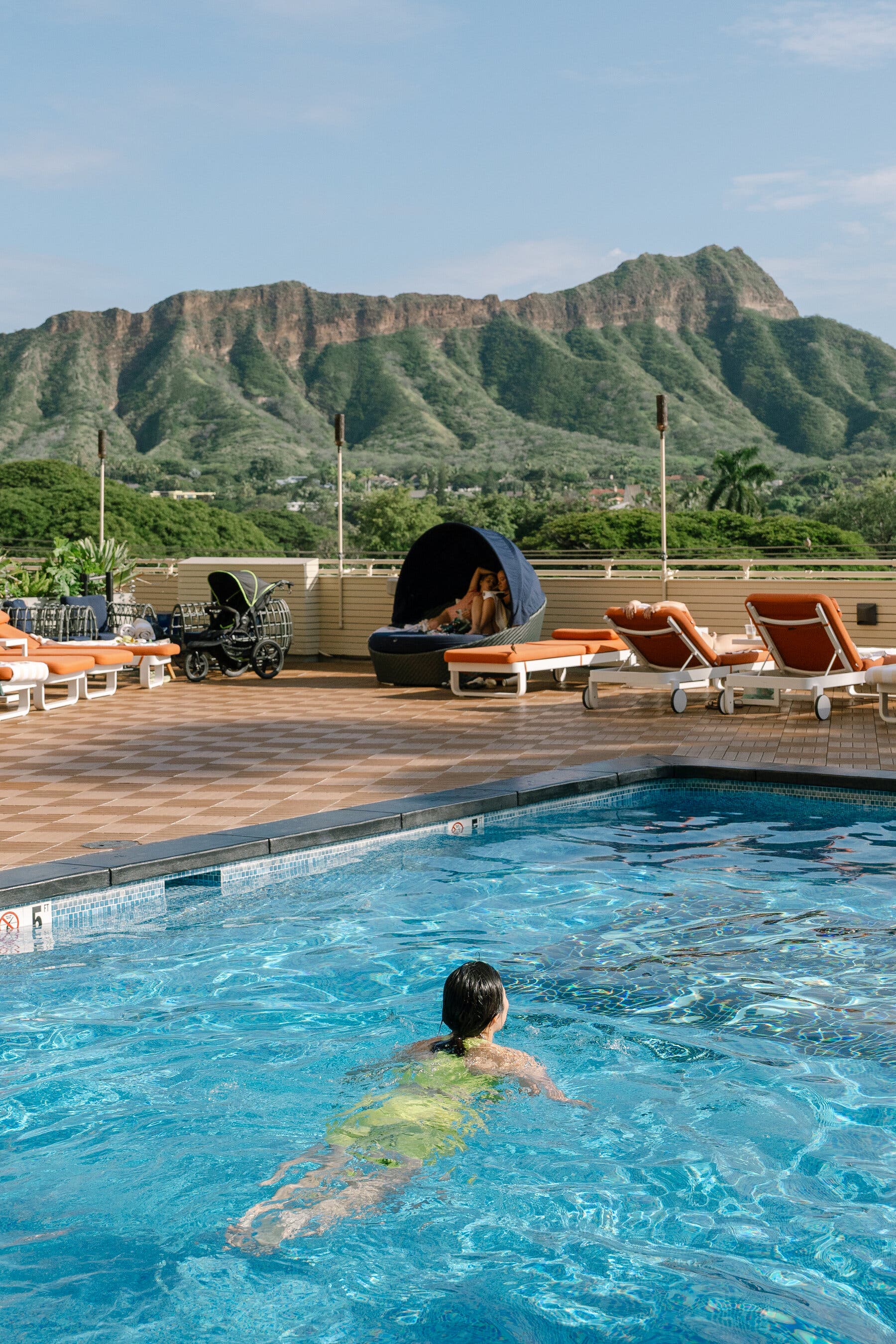 2026-02-28 ¡27trav-cheapskate-honolulu-04-vbmw-mobileMasterAt3x.jpg